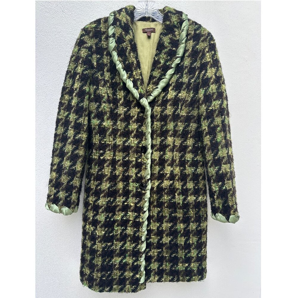Tesori Vintage / Chanel-Inspired Wool Tweed Coat / Satin Ribbon Trim / STUNNING!
